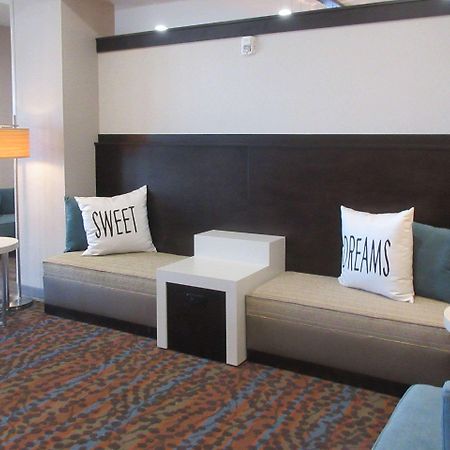 Sleep Inn & Suites Oregon - Madison Eksteriør bilde
